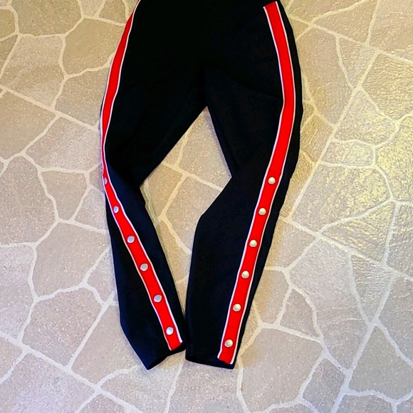 Express leggings 💕💕 - Picture 2 of 7